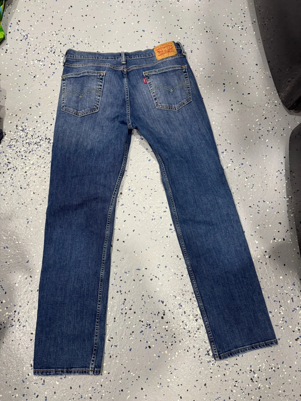 Mens Levi jeans 34x32